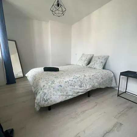 Neuf Et Cosy - Centre 3eme Etage Apartamento *